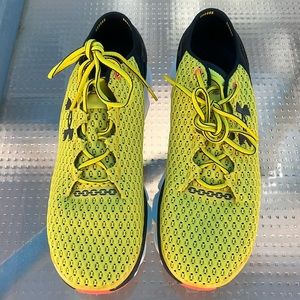 Under Armour Gemini Shoes Yellow/Black size 13